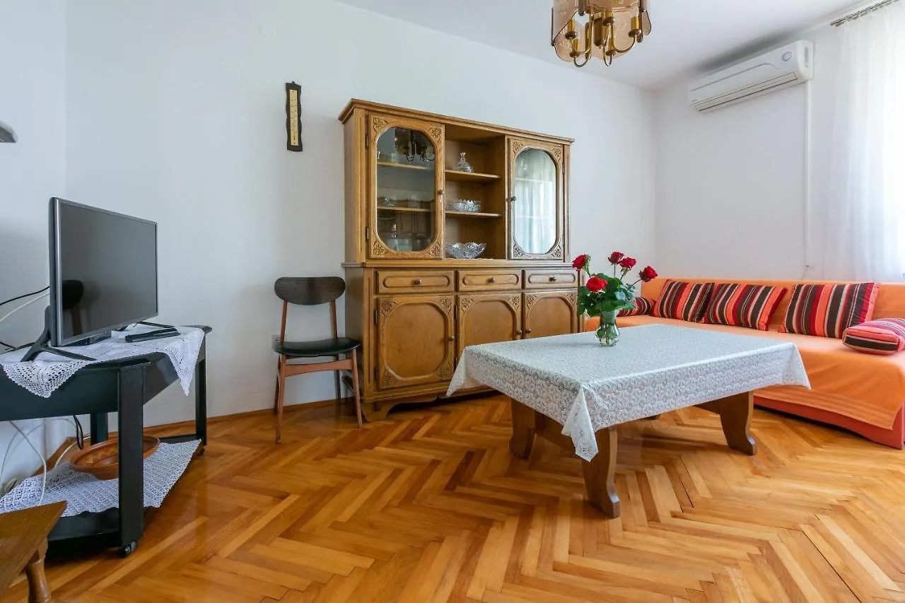 Apartments Mirena Crikvenica 0*,  Chorvatsko