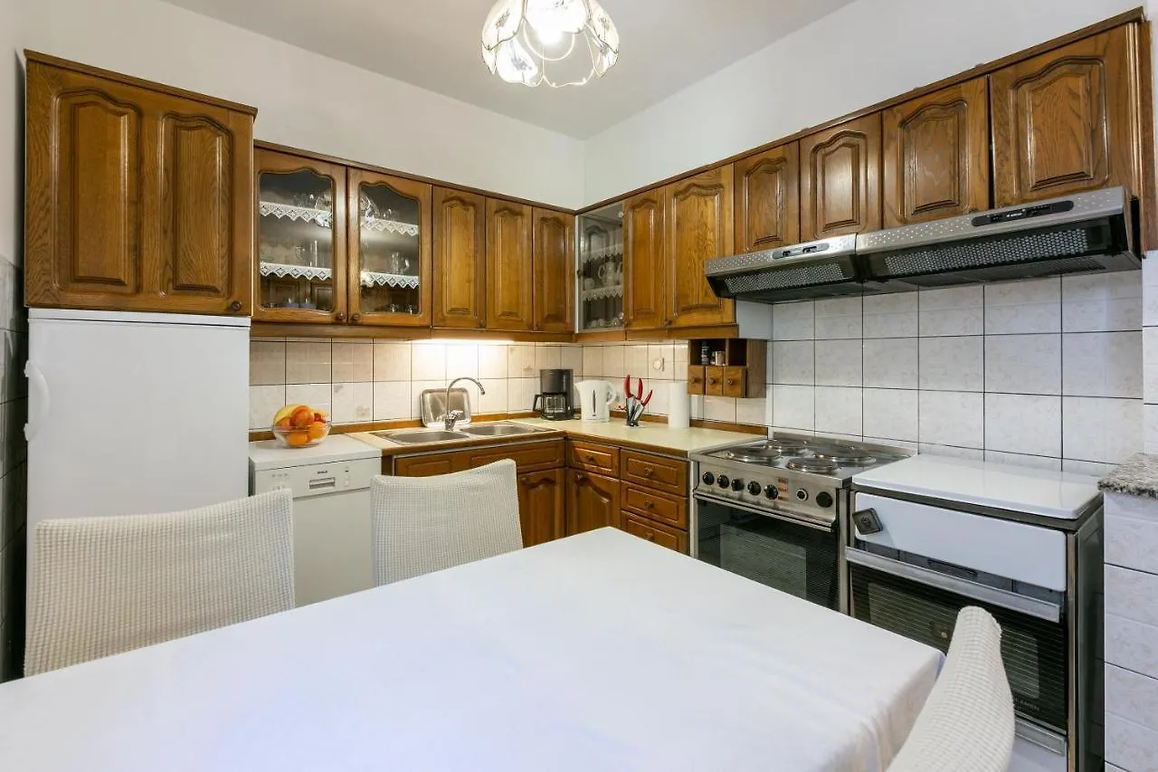 Apartments Mirena Crikvenica